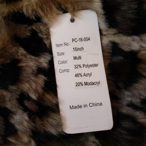Gorgeous faux fur dog coat 😍 - Picture 4 of 6